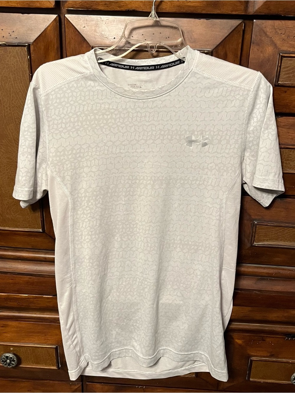 Under Armour Mens Large HeatGear White Gray Printed Short Sleeve Athletic Shirt